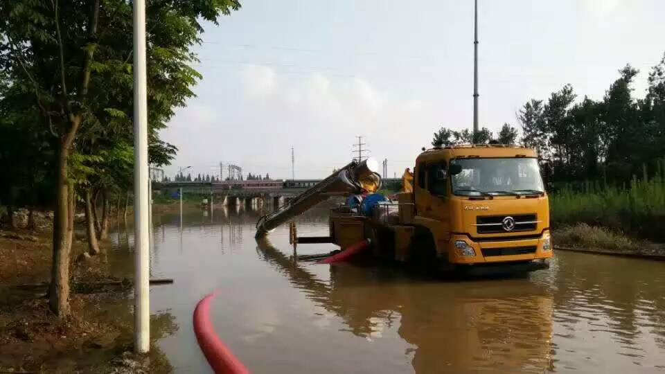 3000單管旋出式排水搶險車